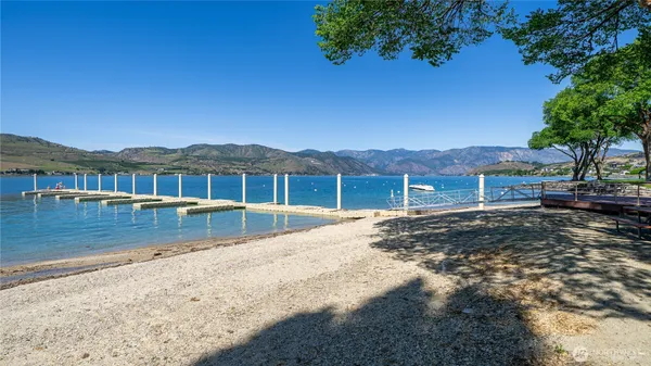 $479,000 | 100 Lake Chelan Shores Drive, Unit 185, Chelan, WA 98816