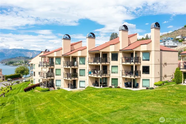 $479,000 | 100 Lake Chelan Shores Drive, Unit 185, Chelan, WA 98816