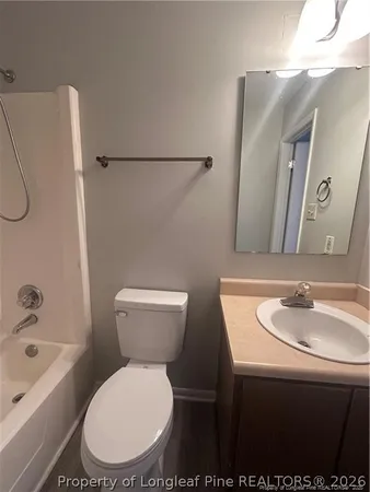 $1,075 | 642 Mosswood Lane, Fayetteville, NC 28311