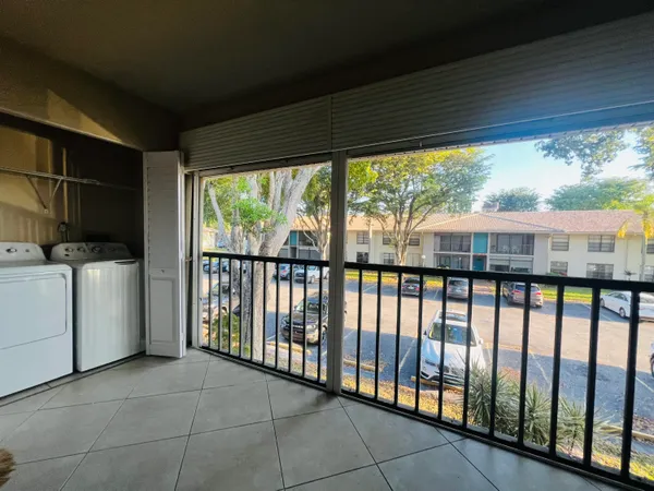 $2,000 | 9875 Pineapple Tree Drive, Unit 205, Boynton Beach, FL 33436