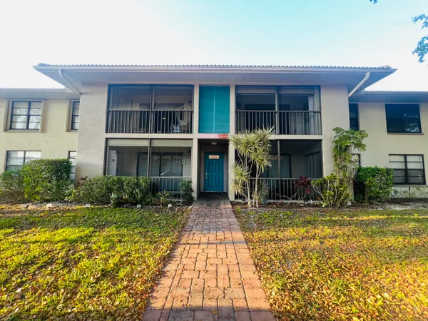 $2,000 | 9875 Pineapple Tree Drive, Unit 205, Boynton Beach, FL 33436