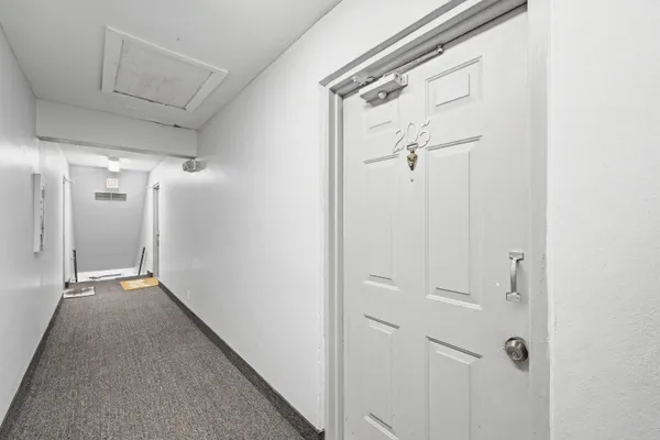 $2,000 | 9875 Pineapple Tree Drive, Unit 205, Boynton Beach, FL 33436