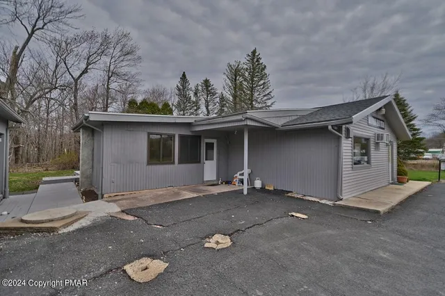 $399,900 | 113 Ward Avenue, Mount Pocono, PA 18344