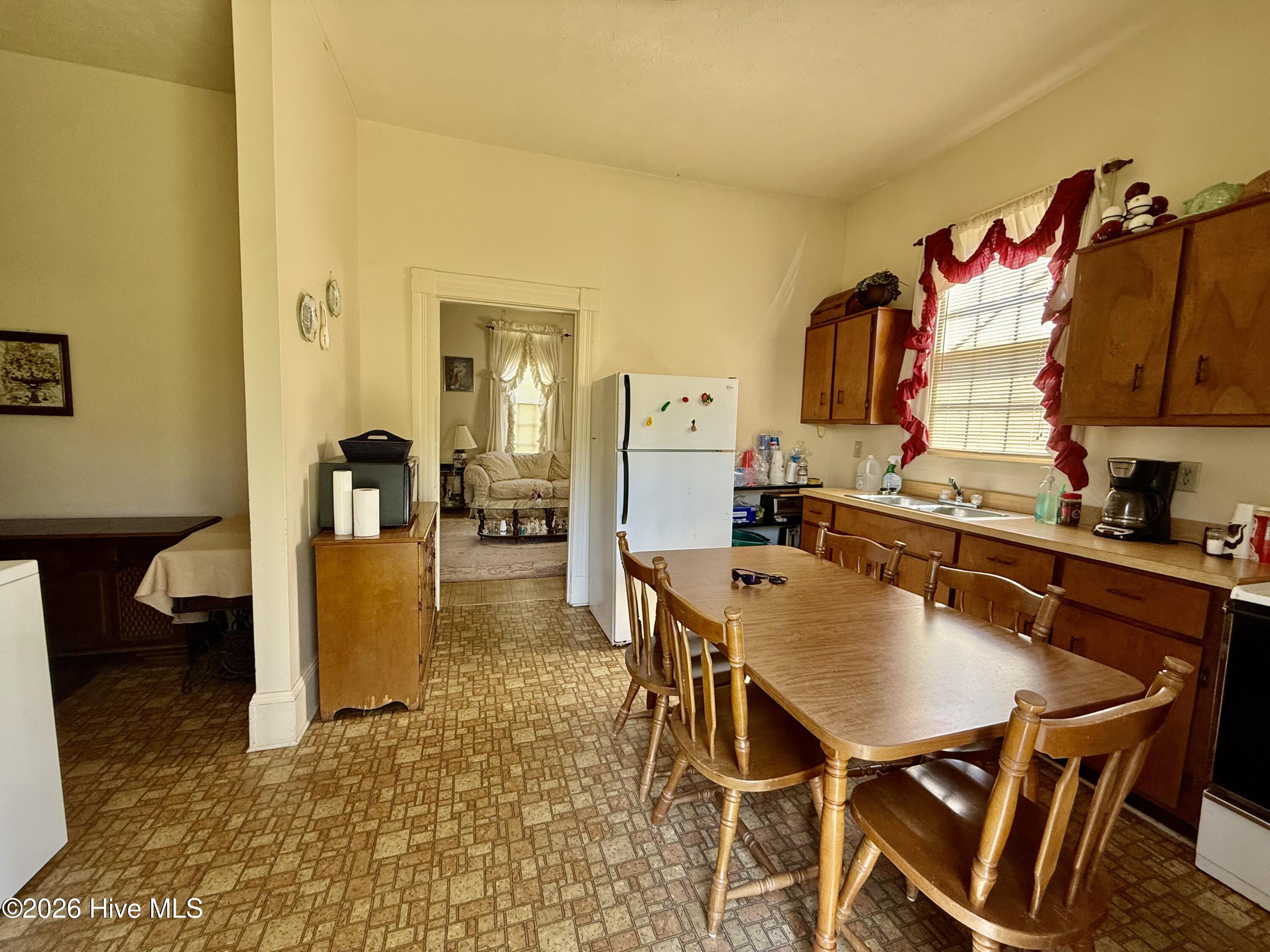 83 2nd Ave Pee Dee Rockingham, NC 28379 - Photo 3 of 11 IMG_4794