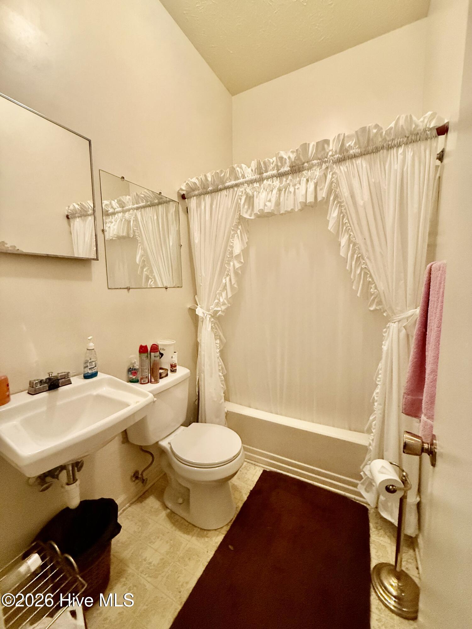 83 2nd Ave Pee Dee Rockingham, NC 28379 - Photo 7 of 11 IMG_4796