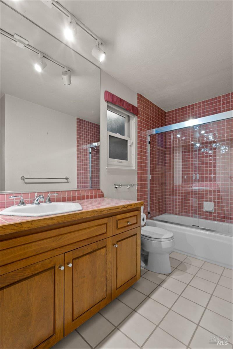 5 Wimbledon Court Novato, CA 94949 - Photo 37 of 48