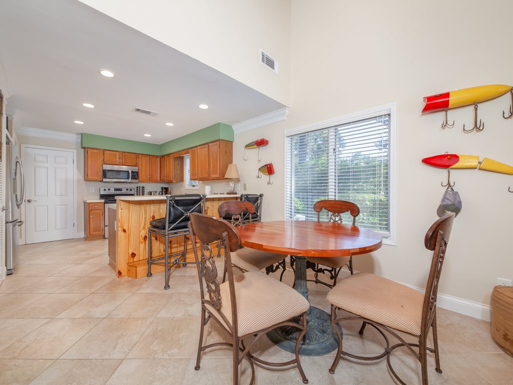 1701 Regency Road, Unit 112 Gulf Shores, AL 36542 - Photo 18 of 33 Dining Area
