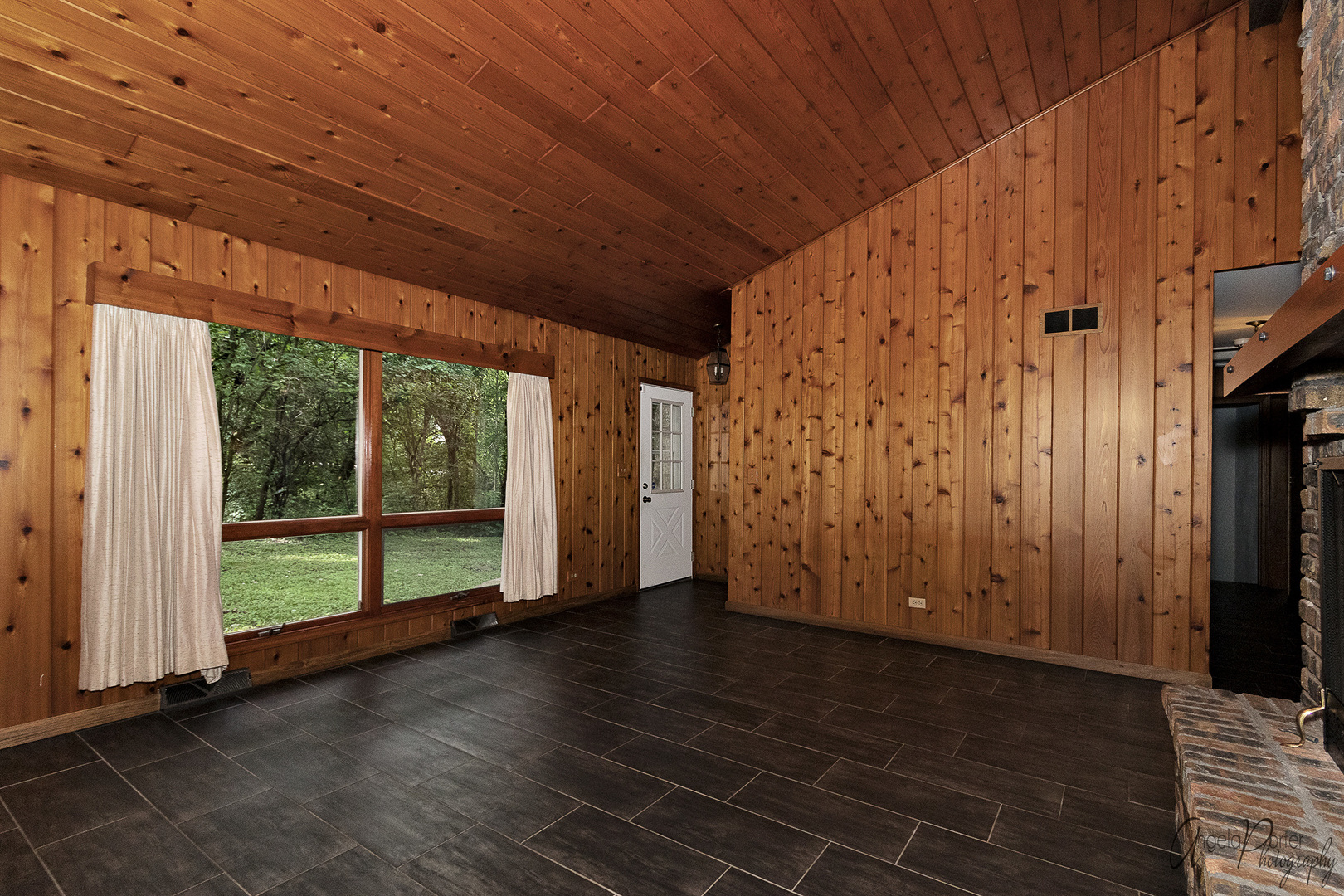 6506 Johnsburg Road Spring Grove, IL 60081 - Photo 2 of 46