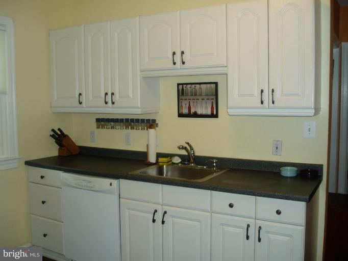 9312 Caroline Avenue Silver Spring, MD 20901 - Photo 11 of 16 Kitchen