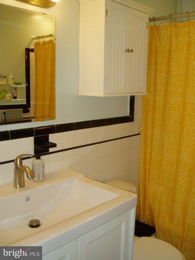 9312 Caroline Avenue Silver Spring, MD 20901 - Photo 12 of 16 Bath