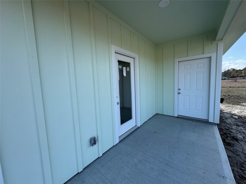 50 Westlake West Trinity, TX 75862 - Photo 11 of 23 a view of an empty room and closet area