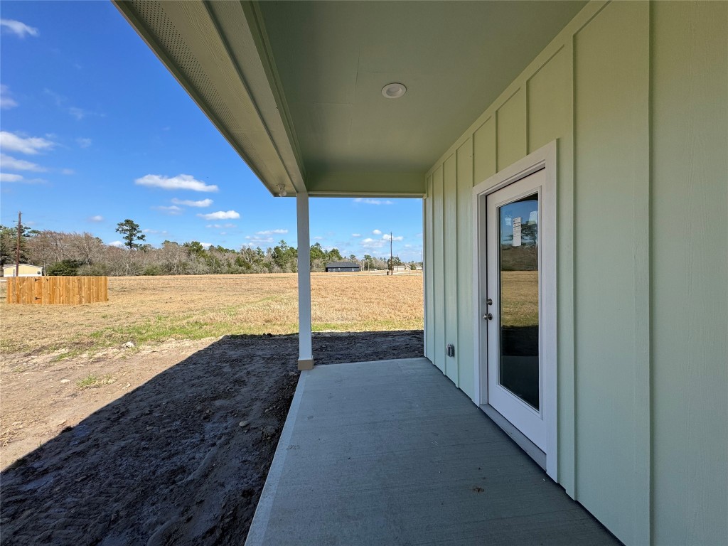 50 Westlake West Trinity, TX 75862 - Photo 20 of 23 a view of an ocean from a balcony