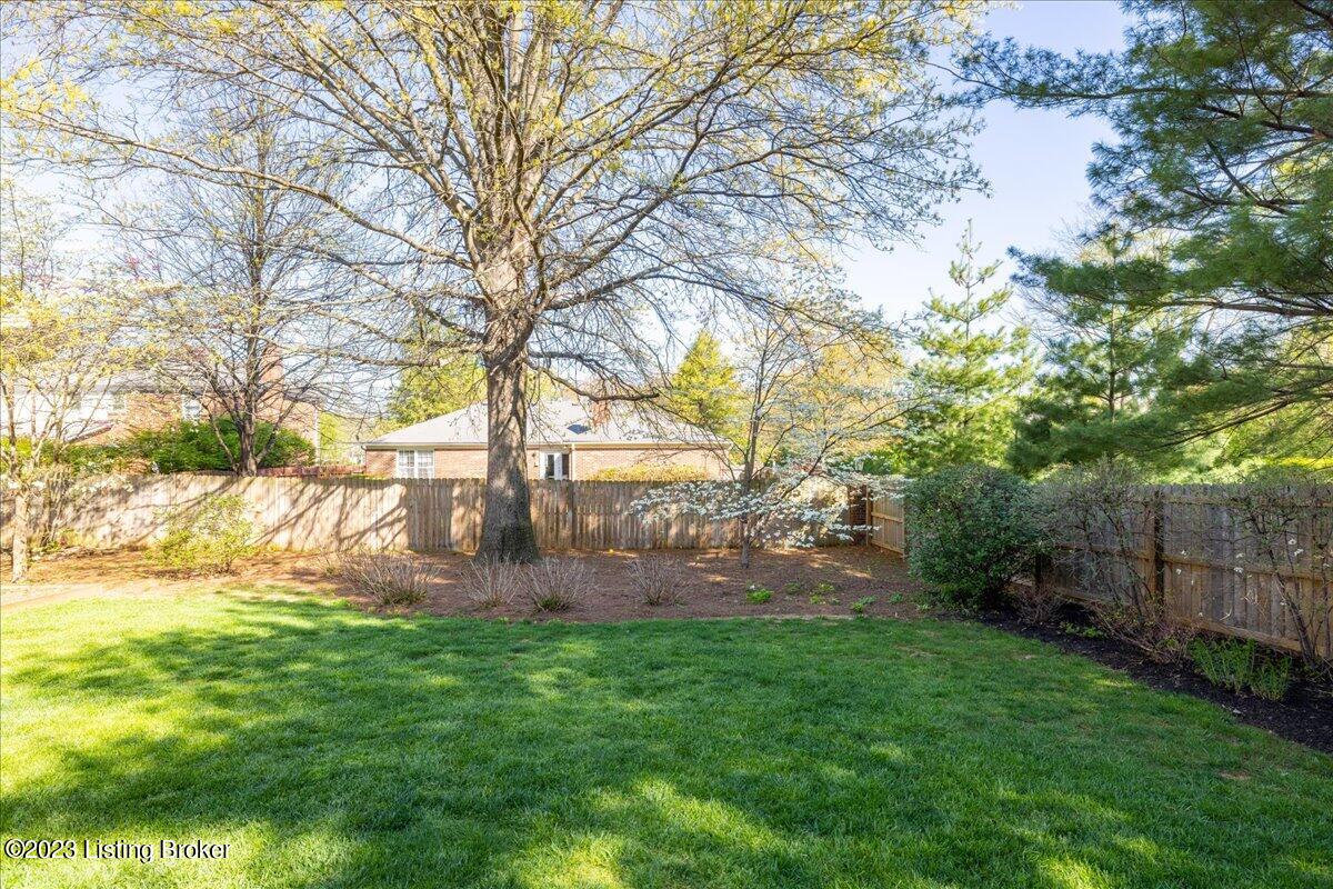 5911 Apache Road Louisville, KY 40207 - Photo 57 of 57 5911 Apache Rd