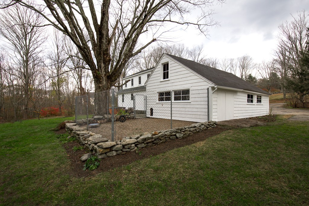 854 Podunk Road East Brookfield, MA 01515 - Photo 28 of 30 Gallery Image 28