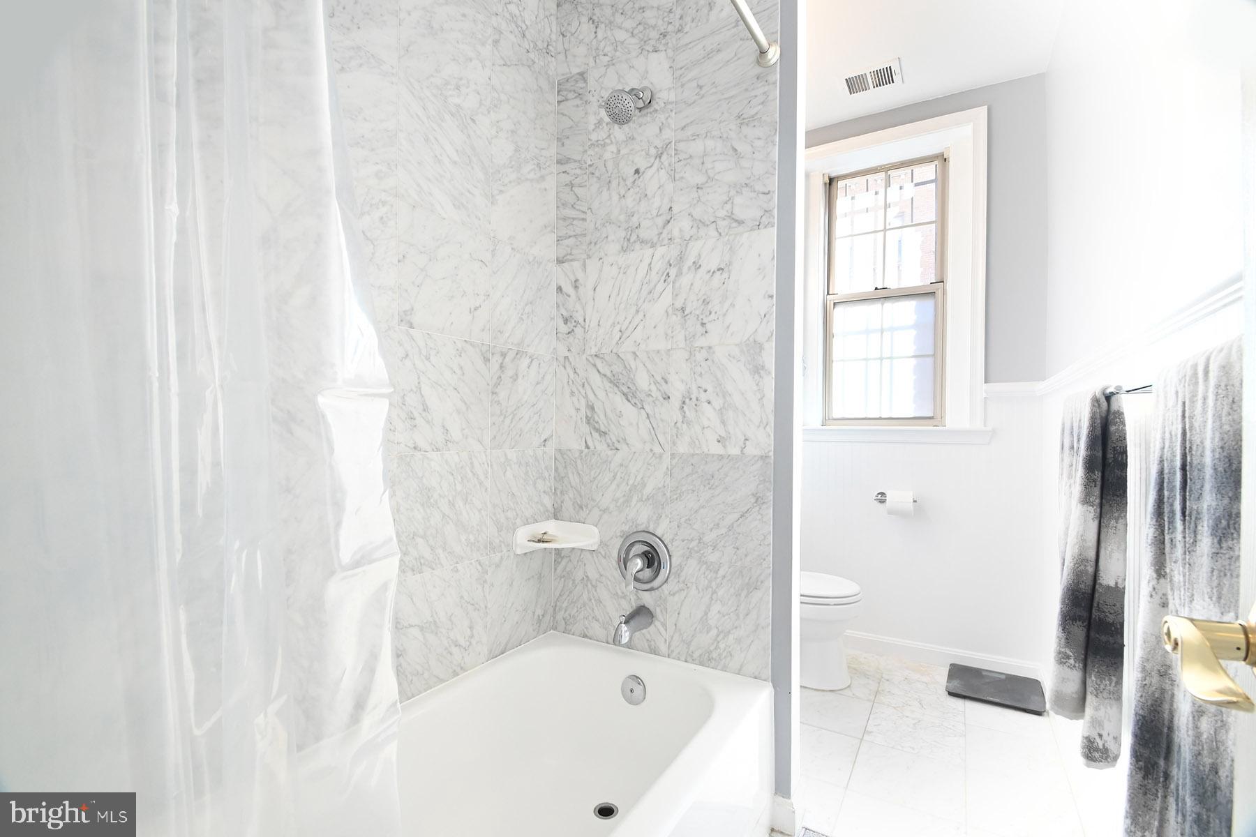1401 Columbia Road Northwest, Unit 103 Washington, DC 20009 - Photo 12 of 28