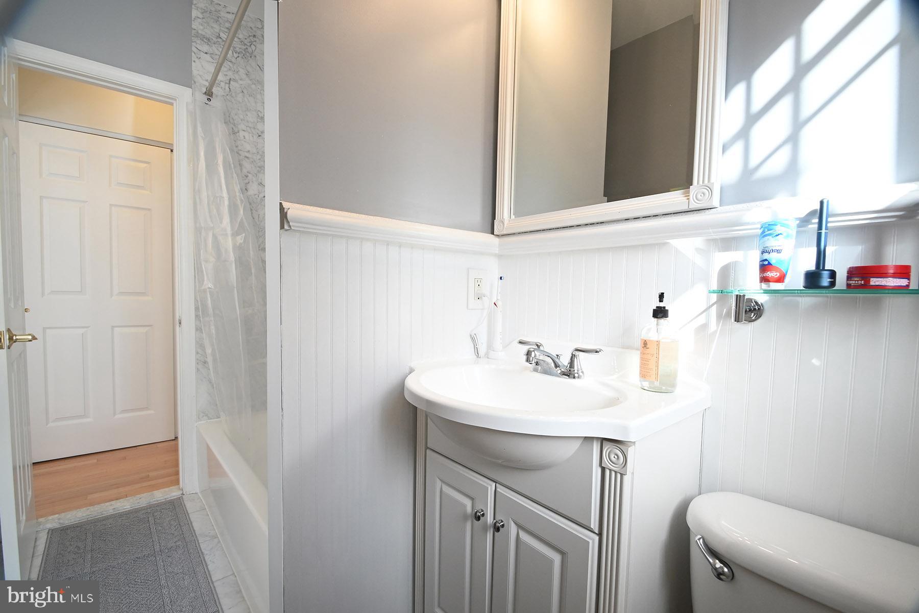 1401 Columbia Road Northwest, Unit 103 Washington, DC 20009 - Photo 13 of 28