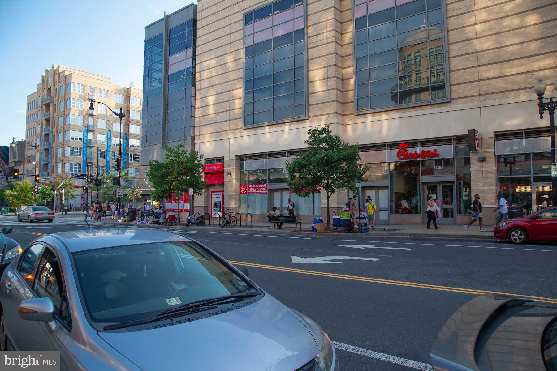 1401 Columbia Road Northwest, Unit 103 Washington, DC 20009 - Photo 27 of 28