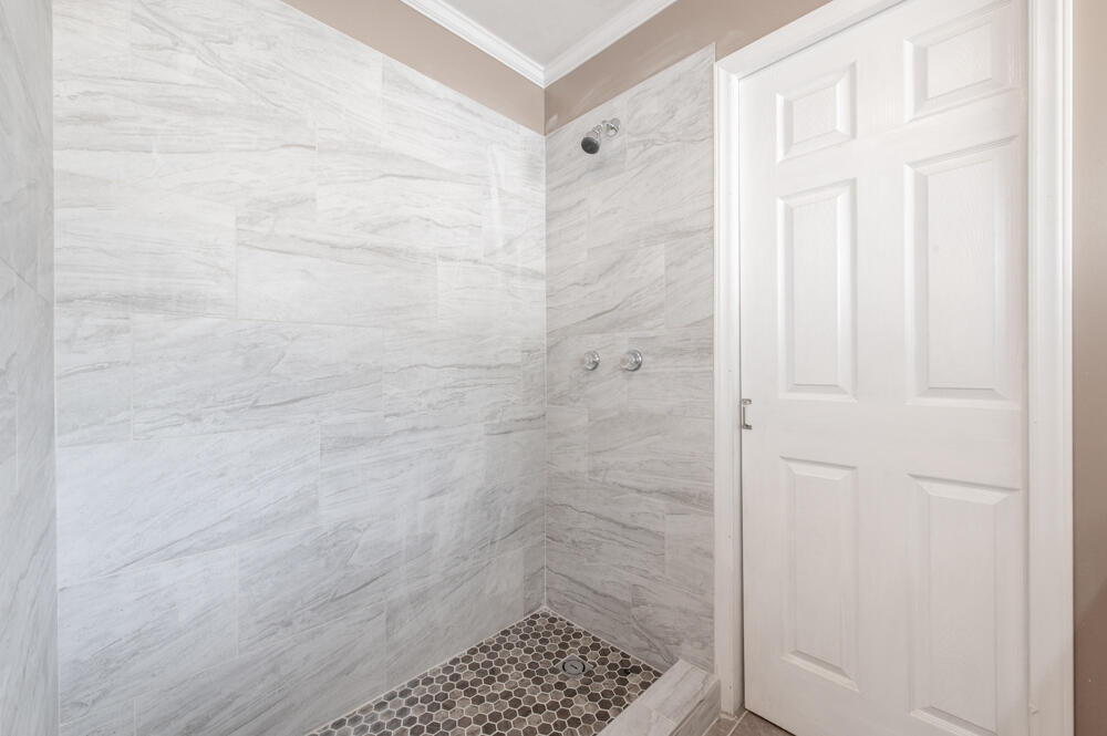 3215 Colonial Drive Aiken, SC 29801 - Photo 12 of 32 Modern Shower!
