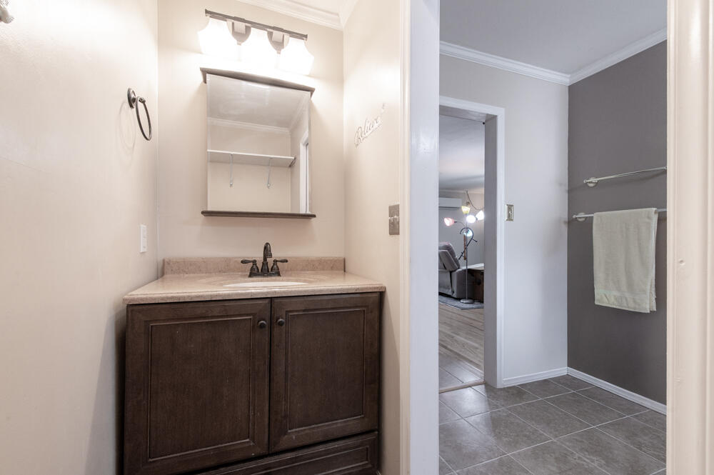 3215 Colonial Drive Aiken, SC 29801 - Photo 13 of 32 Separate Water Closet with Vanity!