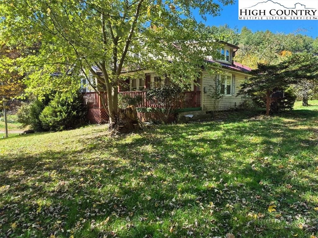 720 Mash Road West Jefferson, NC 28694 - Photo 2 of 23 Gallery Image 2