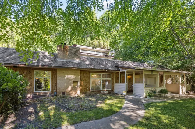 $365,000 | 2060 Labeaux Avenue Northeast, St. Michael, MN 55376