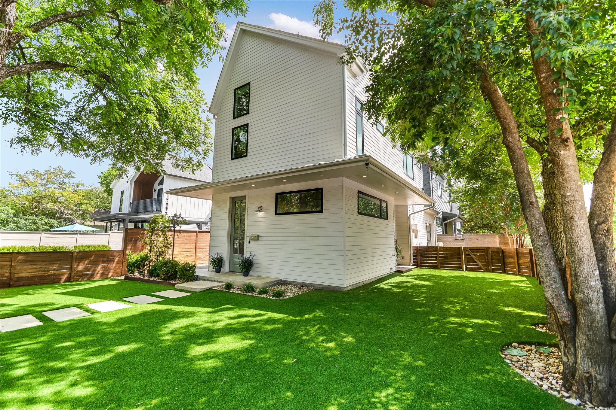 1605 Hether Street Austin, TX 78704 - Photo 4 of 26 Fully fenced yard on corner lot