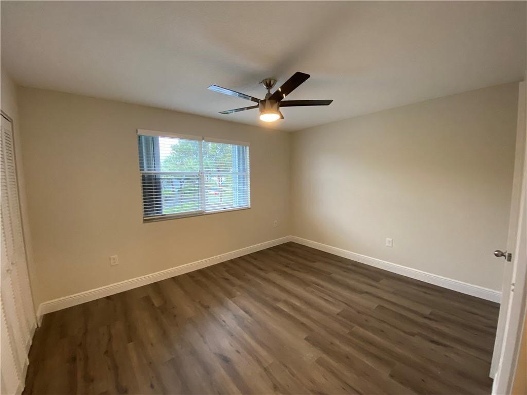 1078 Jeffery Street Boca Raton, FL 33487 - Photo 15 of 18 IMG_9987