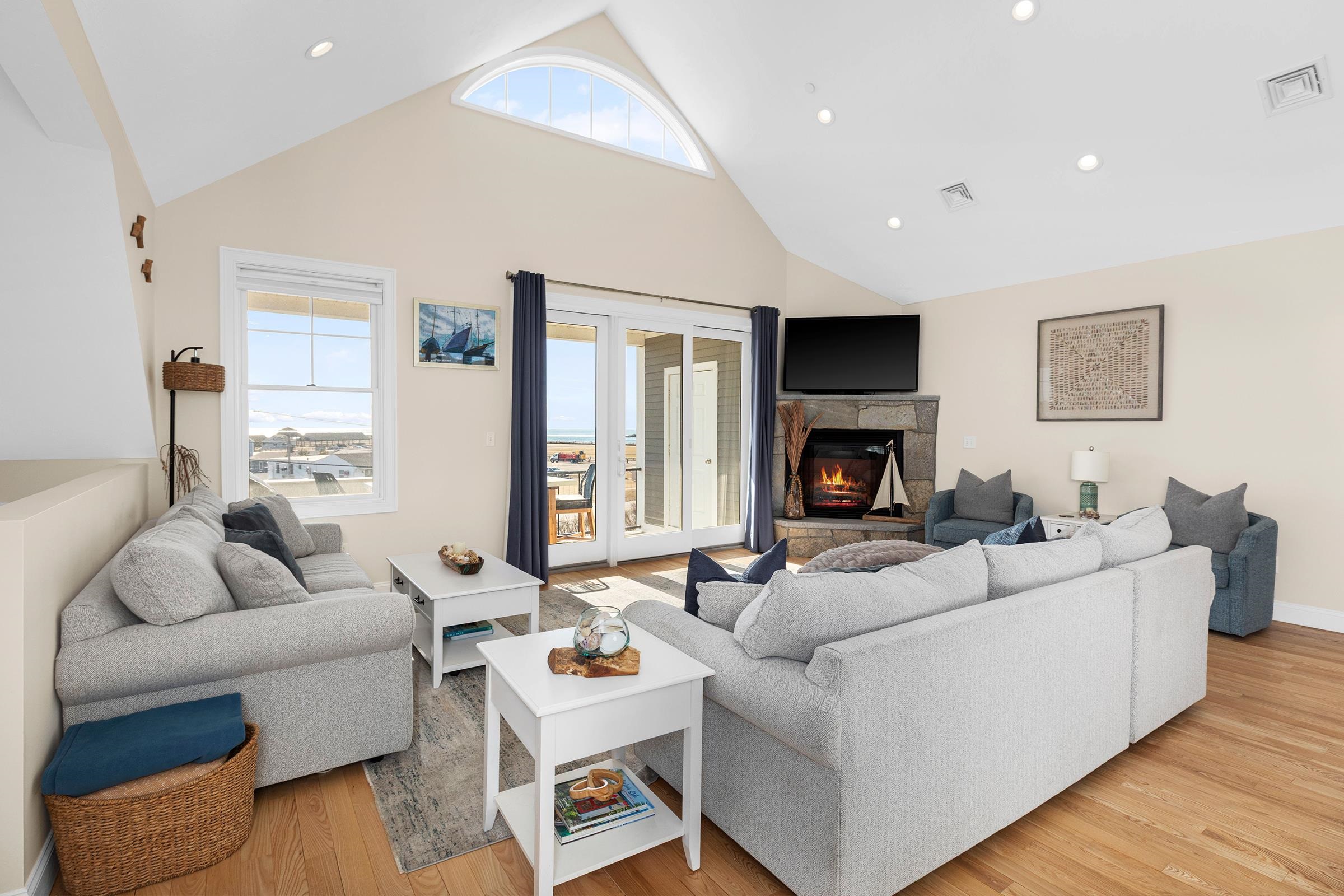 5 A Ocean Boulevard, Unit 2 Hampton, NH 03842 - Photo 17 of 47