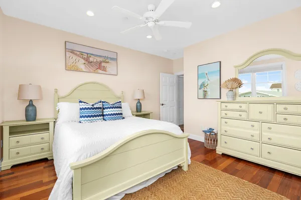 $1,350,000 | 5 A Ocean Boulevard, Unit 2, Hampton, NH 03842
