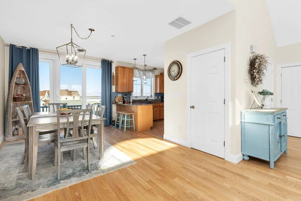 $1,350,000 | 5 A Ocean Boulevard, Unit 2, Hampton, NH 03842
