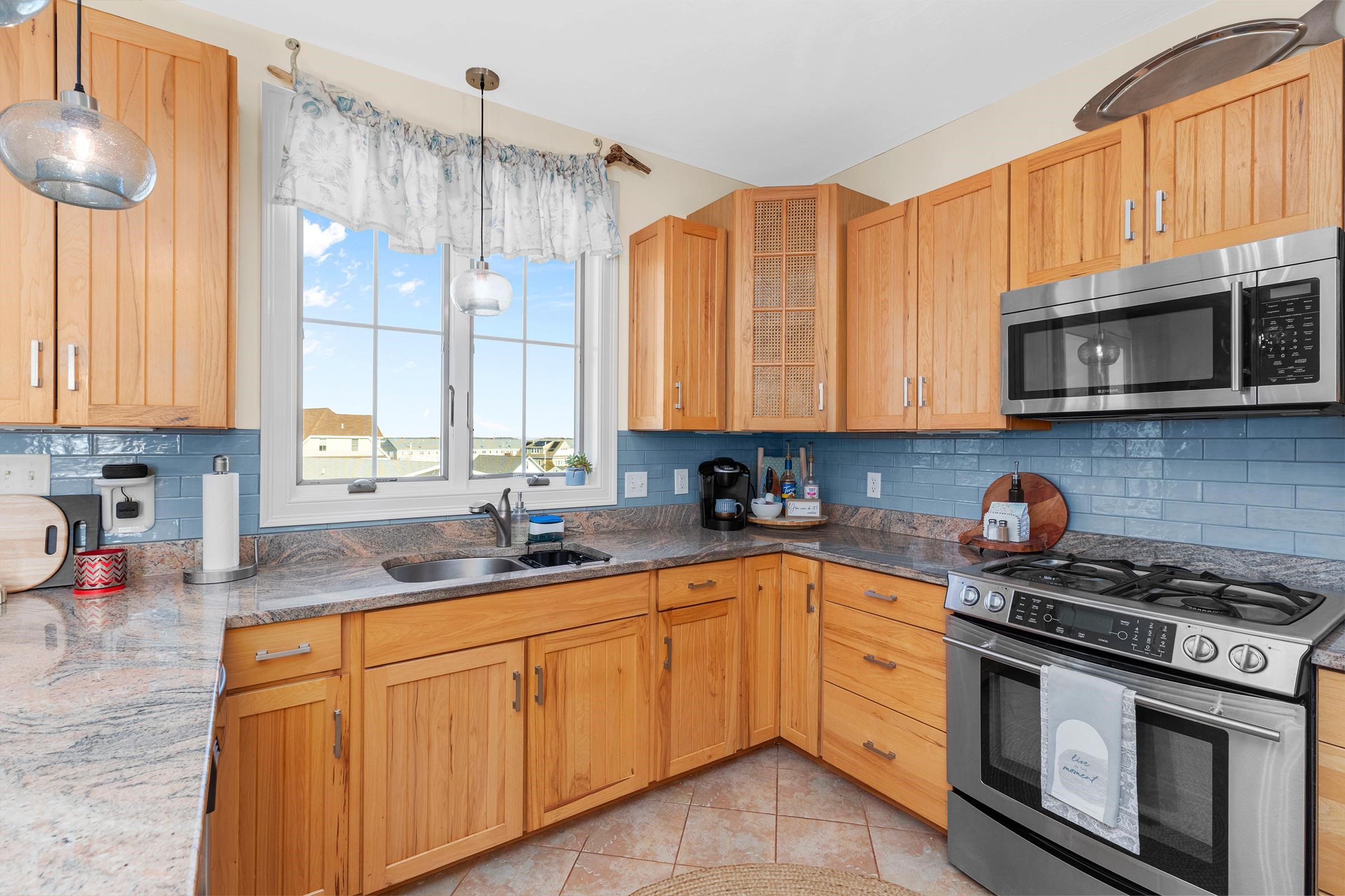 5 A Ocean Boulevard, Unit 2 Hampton, NH 03842 - Photo 10 of 47