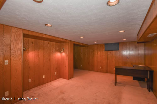 204 Fairmeade Road Louisville, KY 40207 - Photo 40 of 72 DSC_8855