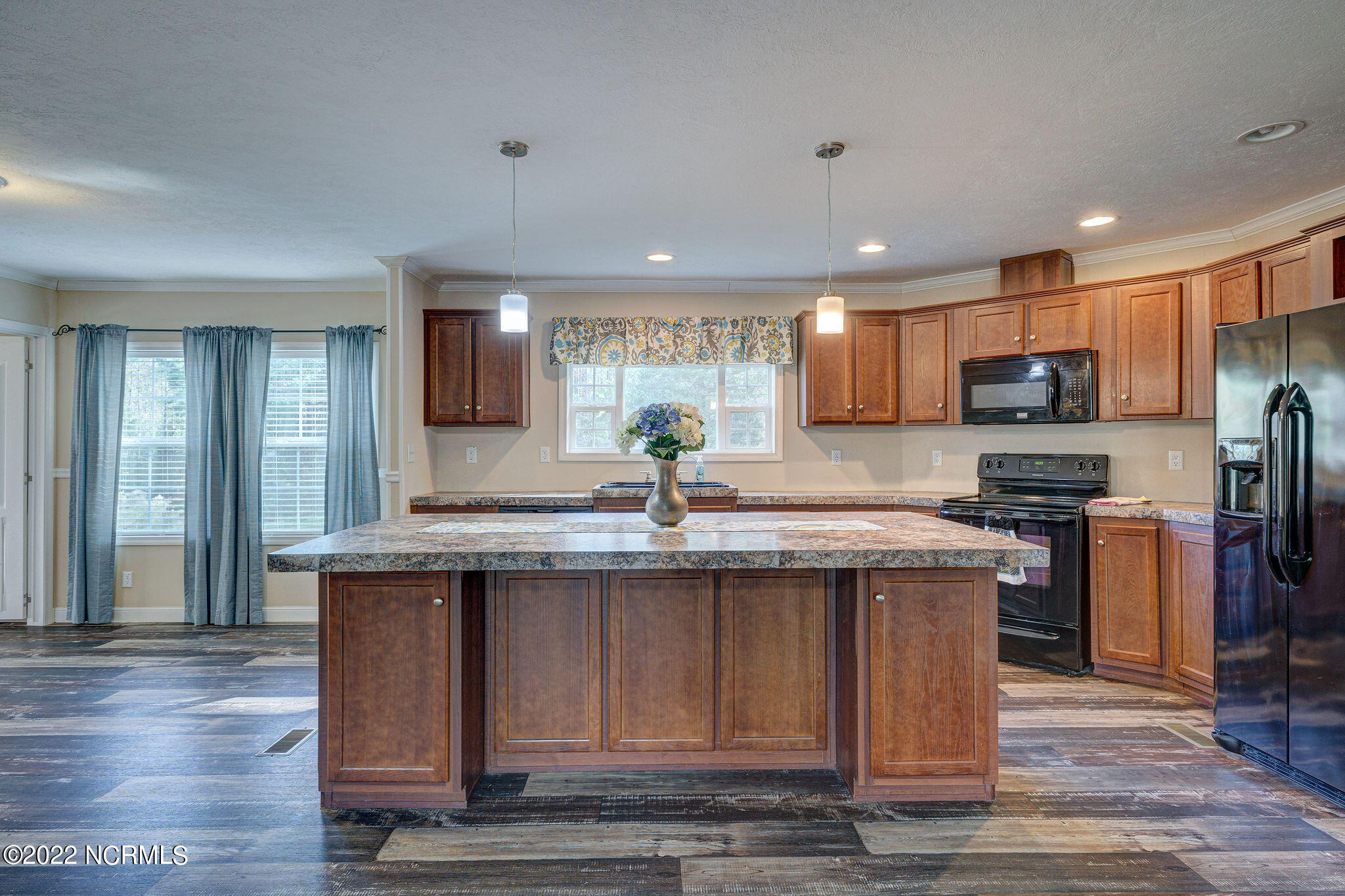 4219 Blue Banks Loop Road Northeast Leland, NC 28451 - Photo 21 of 44 4219BlueBanksEdit-12