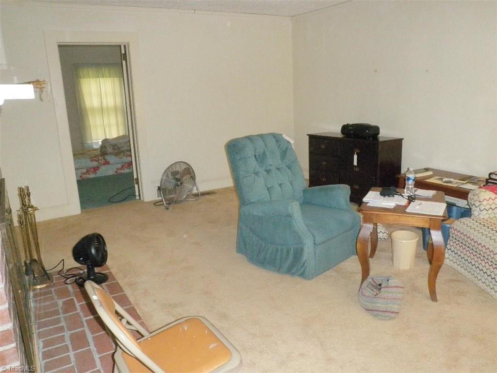 3342 Helmstetler Road Lexington, NC 27295 - Photo 4 of 26 Gallery Image 4