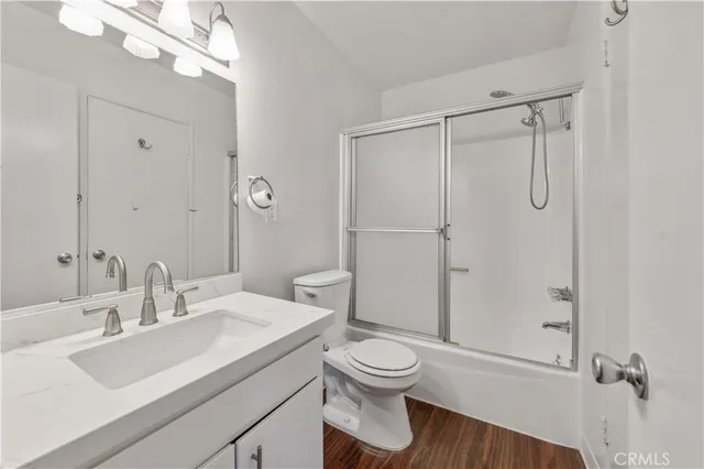 $3,195 | 415 South Prospect Avenue, Unit 108, Redondo Beach, CA 90277