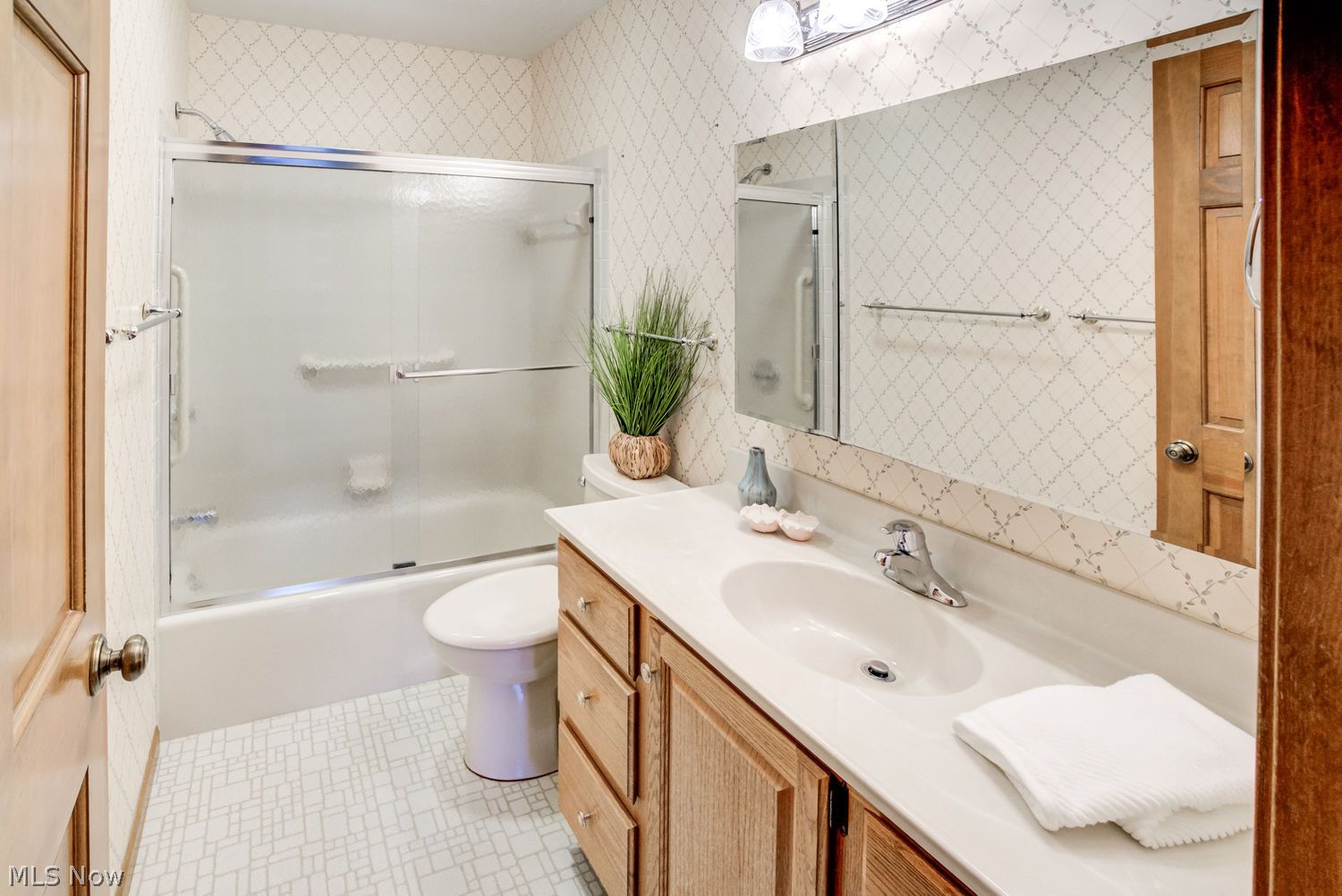 109 Mapleridge Road Chagrin Falls, OH 44022 - Photo 16 of 28 Full Bath 2