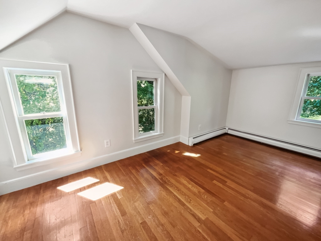 312 Linden Street Wellesley, MA 02481 - Photo 16 of 25