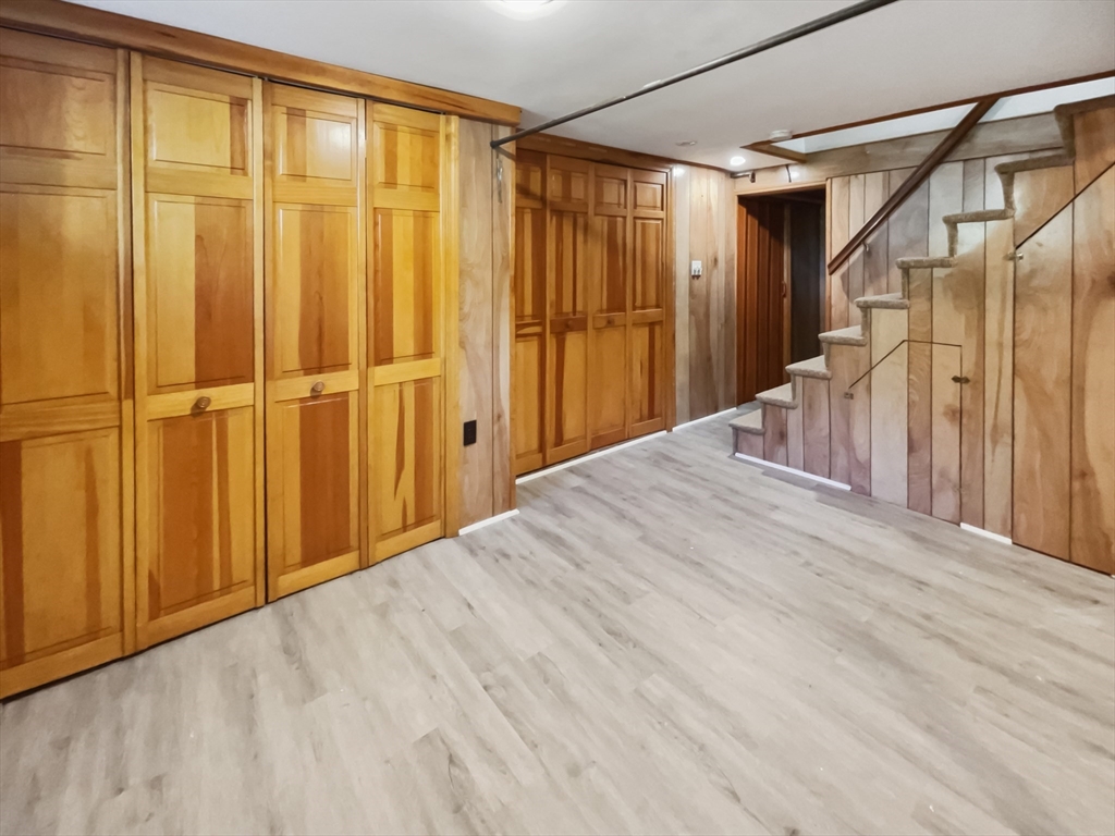 312 Linden Street Wellesley, MA 02481 - Photo 18 of 25