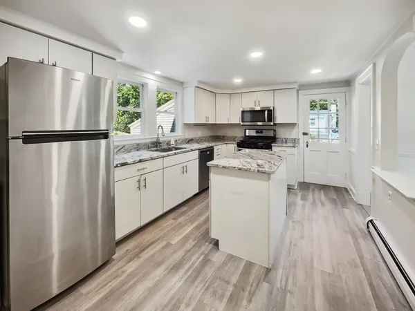 $4,300 | 312 Linden Street, Wellesley, MA 02481