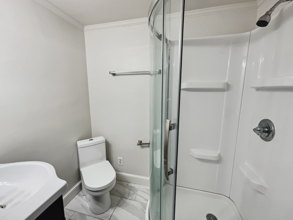 312 Linden Street Wellesley, MA 02481 - Photo 9 of 25