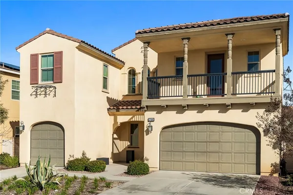 $1,195,000 | 27606 Skylark Lane, Saugus, CA 91350