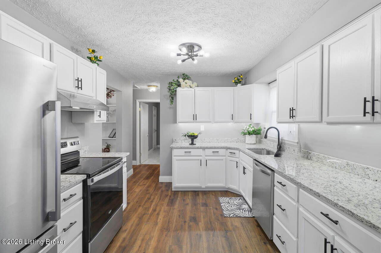 2300 Zoneton Road Shepherdsville, KY 40165 - Photo 20 of 54 Kitchen