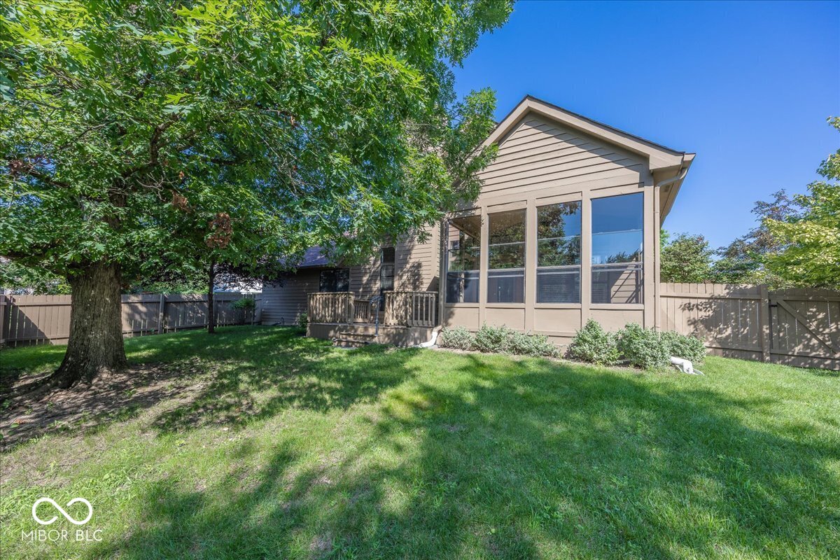 11179 Avery Row Fishers, IN 46038 - Photo 33 of 34