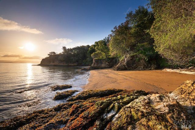 $8,750,000 | 2800 Paradise Drive, Tiburon, CA 94920