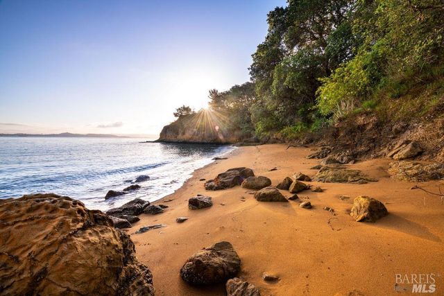 $8,750,000 | 2800 Paradise Drive, Tiburon, CA 94920