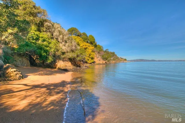 $8,750,000 | 2800 Paradise Drive, Tiburon, CA 94920