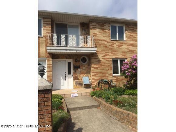 118 Pouch Terrace Staten Island, NY 10305 - Photo 2 of 6 118front2