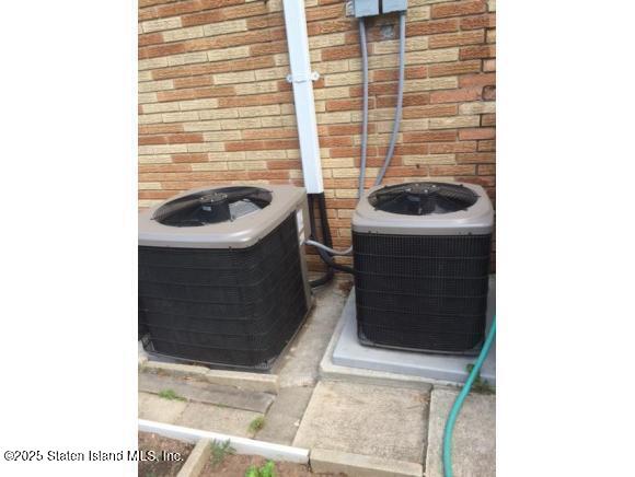 118 Pouch Terrace Staten Island, NY 10305 - Photo 4 of 6 118ac
