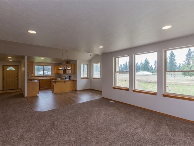 2910 South Assembly Road Spokane, WA 99224 - Photo 6 of 20 Gallery Image 6