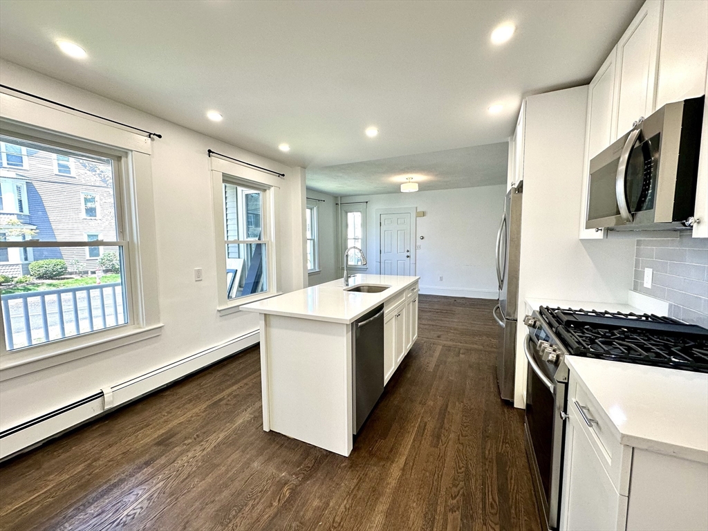 70 Gardner Street, Unit 1 Waltham, MA 02453 - Photo 3 of 17